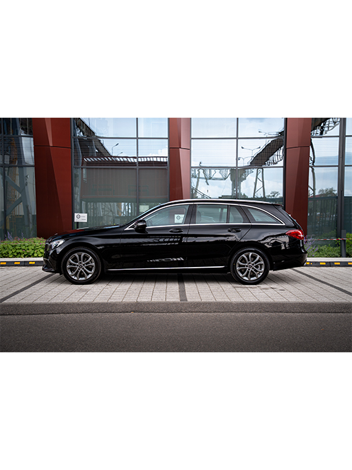 Tył